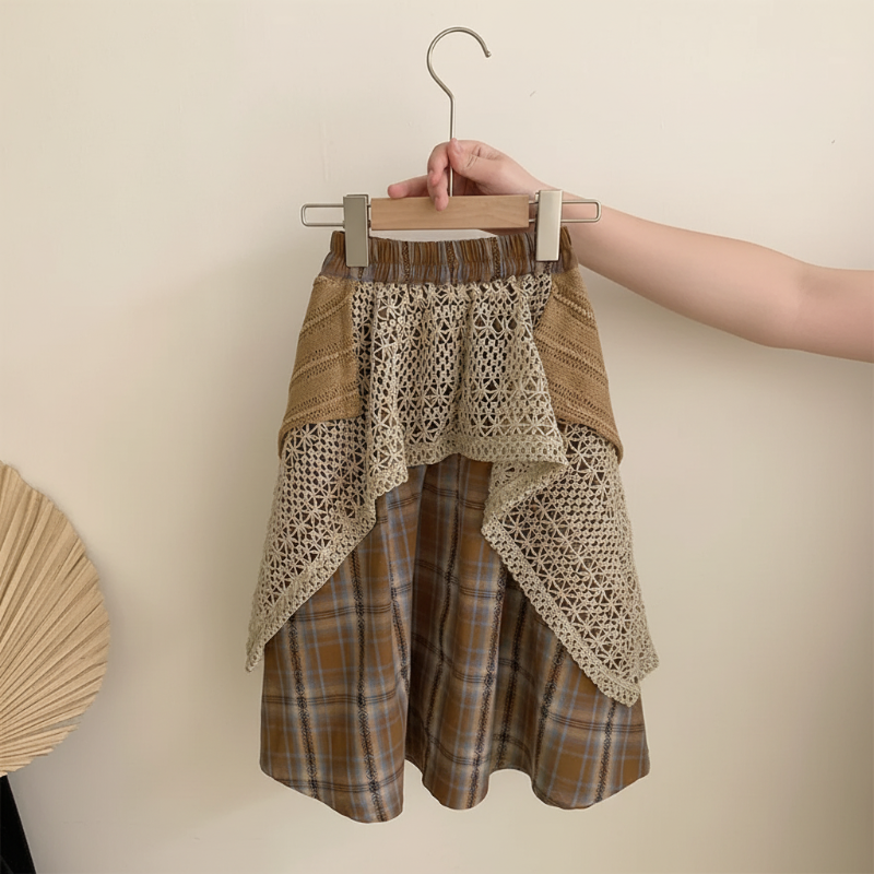 TinyTrends – Boho Chic & Schattig – Gehaakte Top met Geruite Rok