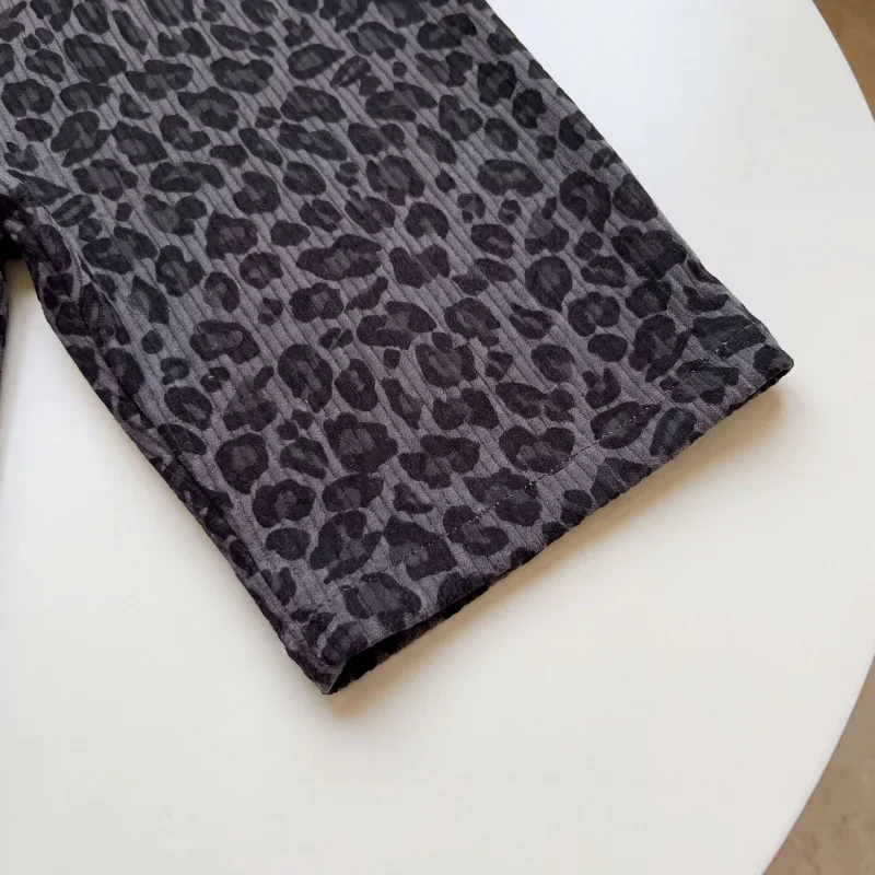 LeopardChic – Trendy & Comfortabel – Meisjes Tuinbroek met Luipaardprint