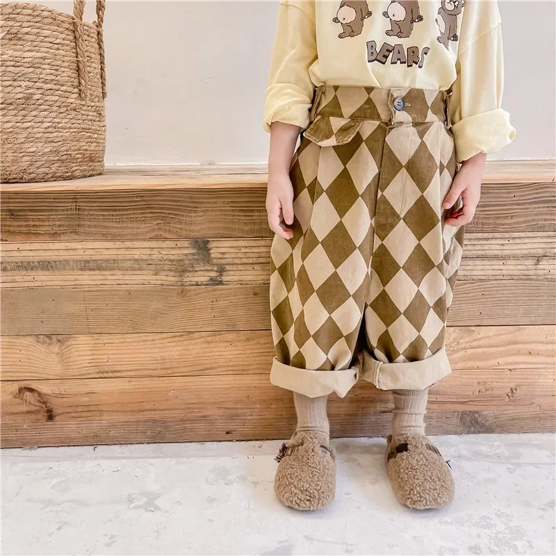 RetroBloom – Comfortabel & Speels – Kinderbroek met Argylepatroon
