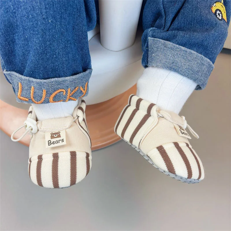 TinyToes – Zacht & Warm – Baby Eerste Schoentjes met Gestreept Design