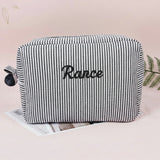 Striped Name Pouch – Gepersonaliseerd & Stijlvol – Make-up Tas