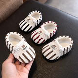 TinyToes – Zacht & Warm – Baby Eerste Schoentjes met Gestreept Design