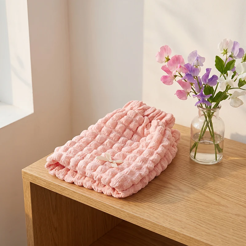 LovelyBloom – Zacht & Schattig – Kinderbroekje met ruches en strik