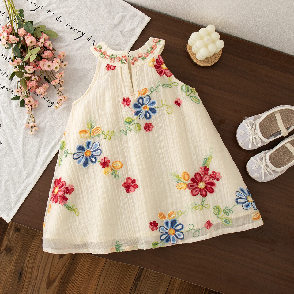 MiniFlora – Lichtgewicht & charmant – Geborduurde jurk voor peutermeisjes
