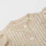 MiniAurora – Zacht & Elegant – Gebreide babypakje met engelenvleugels en hoofdband
