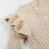 MiniAurora – Zacht & Elegant – Gebreide babypakje met engelenvleugels en hoofdband
