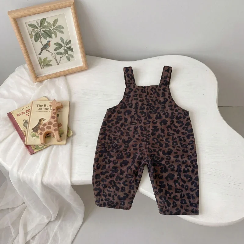 LeopardChic – Trendy & Comfortabel – Meisjes Tuinbroek met Luipaardprint