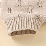 MiniCozy – Zacht & Comfortabel – Gebreide Baby Tuinbroek met Mutsje