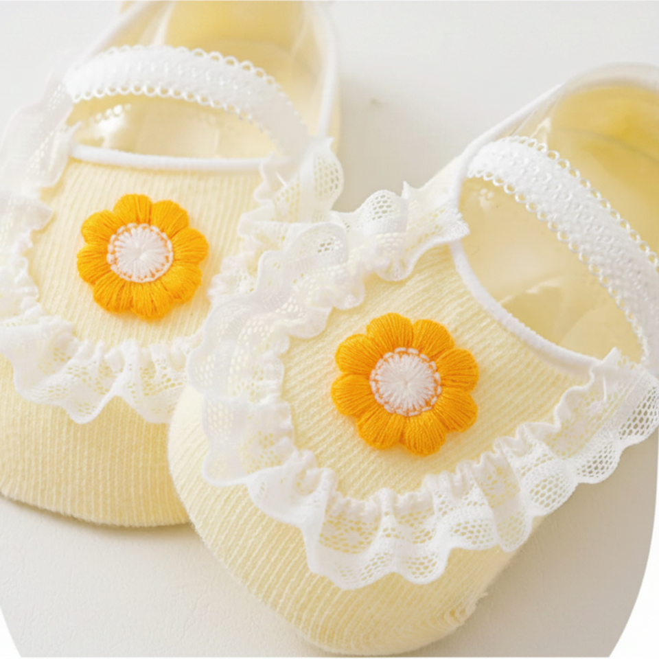 SweetFeet – Zacht & Schattig – Baby Sokken met Bloemen en Kanten