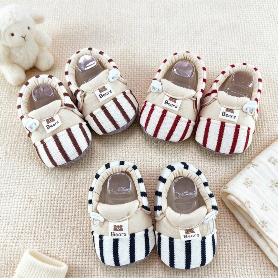 TinyToes – Zacht & Warm – Baby Eerste Schoentjes met Gestreept Design