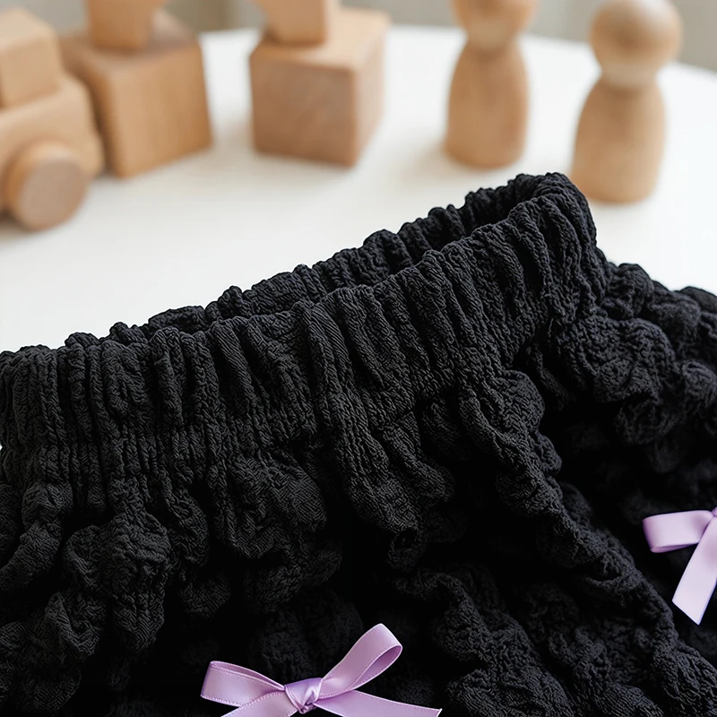 LovelyBloom – Zacht & Schattig – Kinderbroekje met ruches en strik