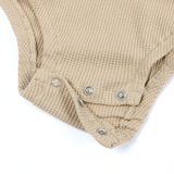 SnuggleHue – Zacht & Comfortabel – Regenboog Baby Rompertje