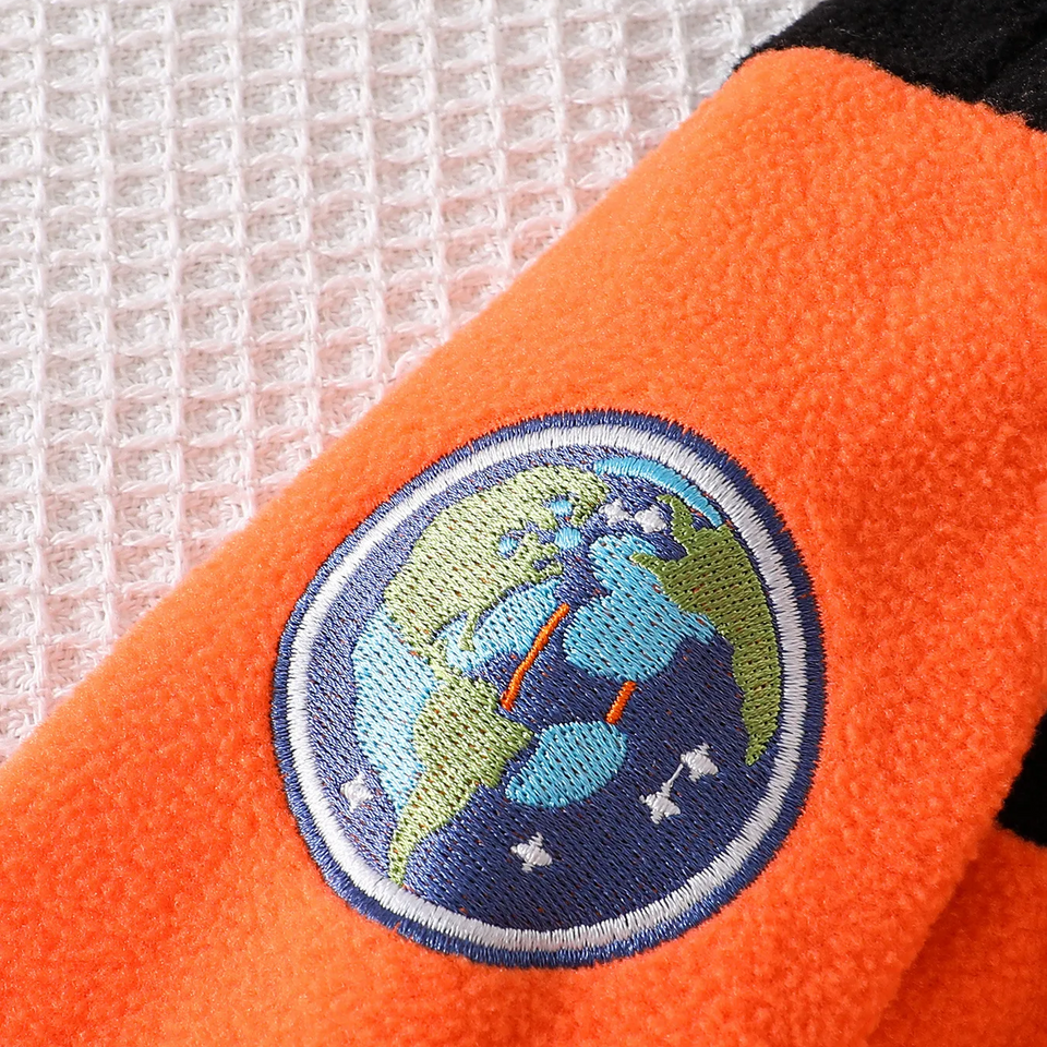 SpaceBuddy – Warm & Speels – Astronautenpak met Ruimteprint