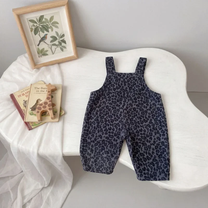 LeopardChic – Trendy & Comfortabel – Meisjes Tuinbroek met Luipaardprint