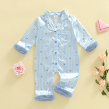 TinyLove – Zacht & Warm – Baby Jumpsuit met Hartjesprint en Pluche Details