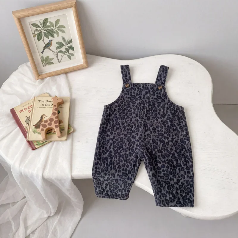 LeopardChic – Trendy & Comfortabel – Meisjes Tuinbroek met Luipaardprint