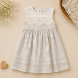 Lace Stitching Dress – Elegant & Comfort – Kant & Stiksels