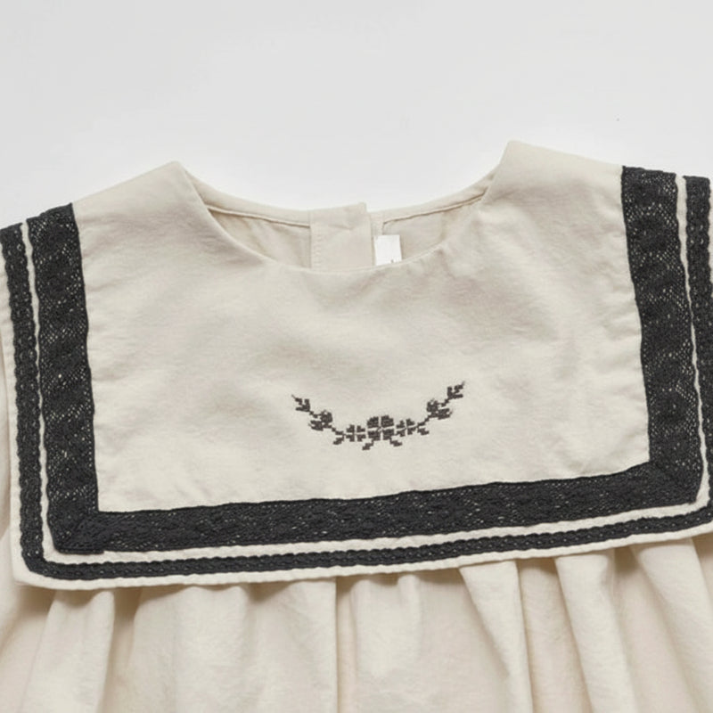 Sailor Top – Elegant & comfortabel – Shirt met Kantdetails en pofmouwen