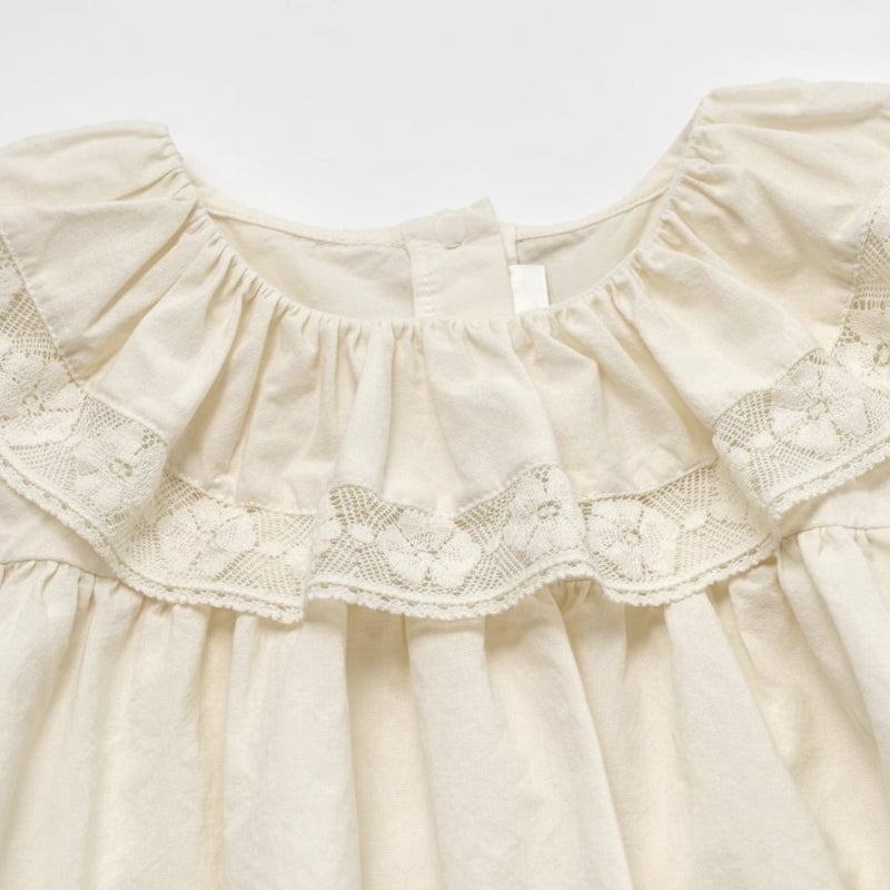 Ruffle Collar Top – Elegant & comfortabel – Top met decoratieve Kraag en pofmouwen