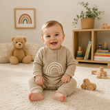 SnuggleHue – Zacht & Comfortabel – Regenboog Baby Rompertje