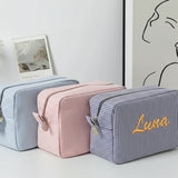 Striped Name Pouch – Gepersonaliseerd & Stijlvol – Make-up Tas