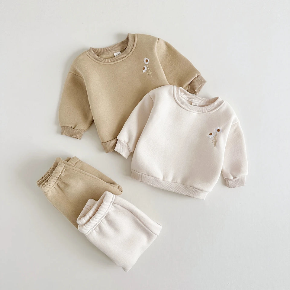 Mini Fashion™ - Warm & Comfortabel - Trainingspak met Bloemenborduursel
