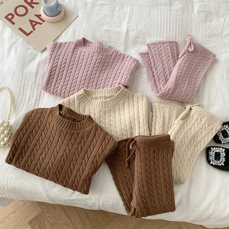 Mini Fashion™ - Stijlvol & Trendy voor kinderen - Gebreide Trui & Broek